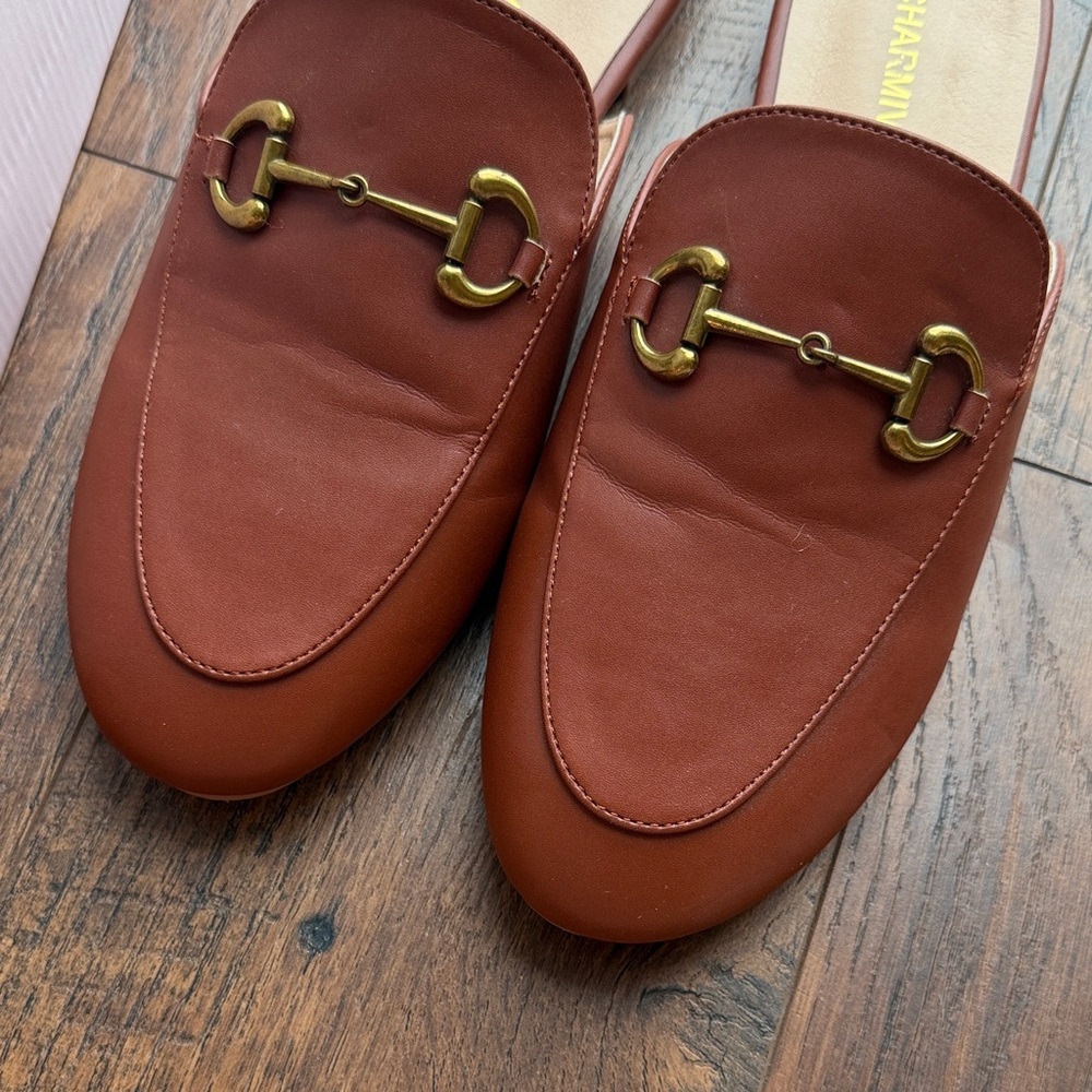 Classic Brown Mule with Horsebit Detail - Picture 10 of 13